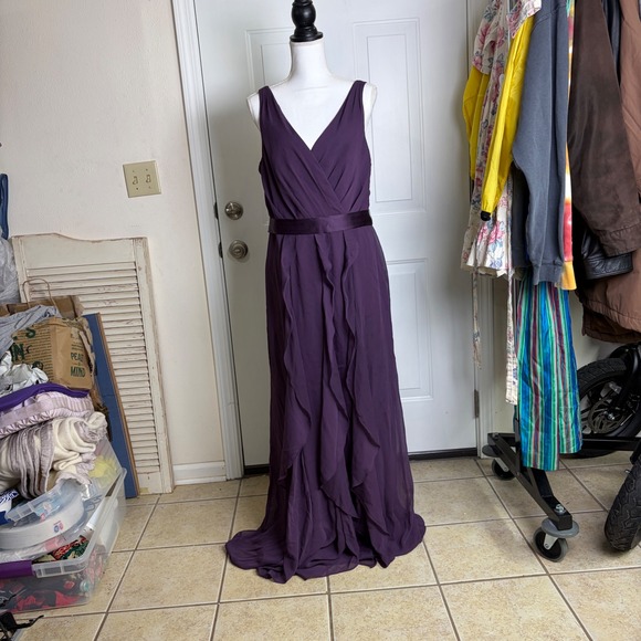 White by Vera Wang Dresses & Skirts - White by Vera Wang Gown Chiffon Plum Purple Solid Ruffle Size 14 VW360189